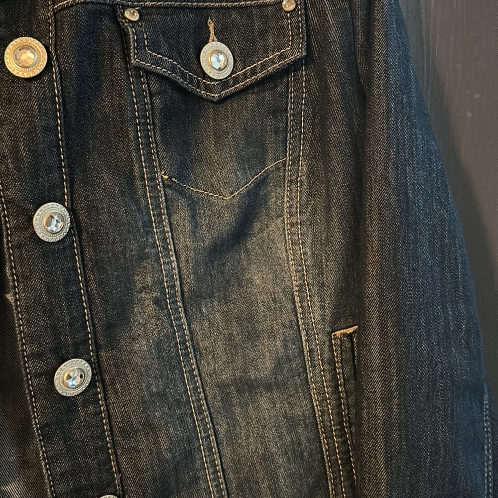 Jean jacket - Picture 3 of 3